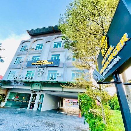 Hotel Zamburger Tengkera Melaka Kültér fotó